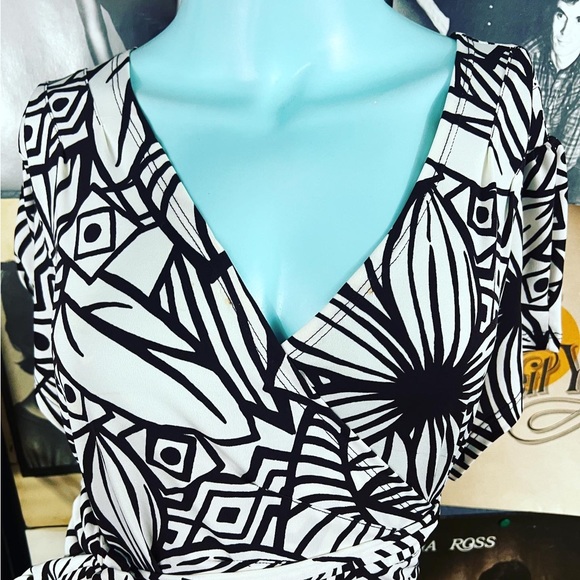 🔥 BISOU BISOU VINTAGE 1990’s PLUS SIZED TRUE WRAP BROWN FLORAL DRESS 18 - Picture 2 of 10